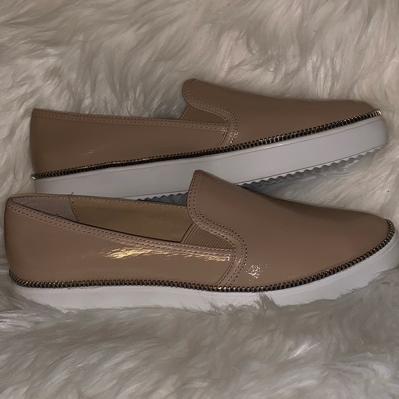 Last one! J Slides Shoes - Picture 5 of 8